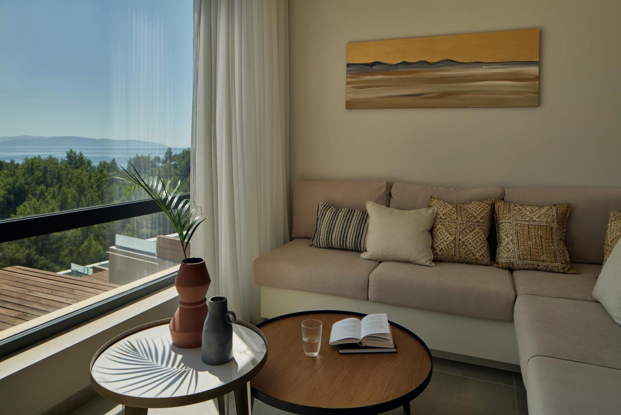 Celestial All Suites Afrato ภายนอก รูปภาพ