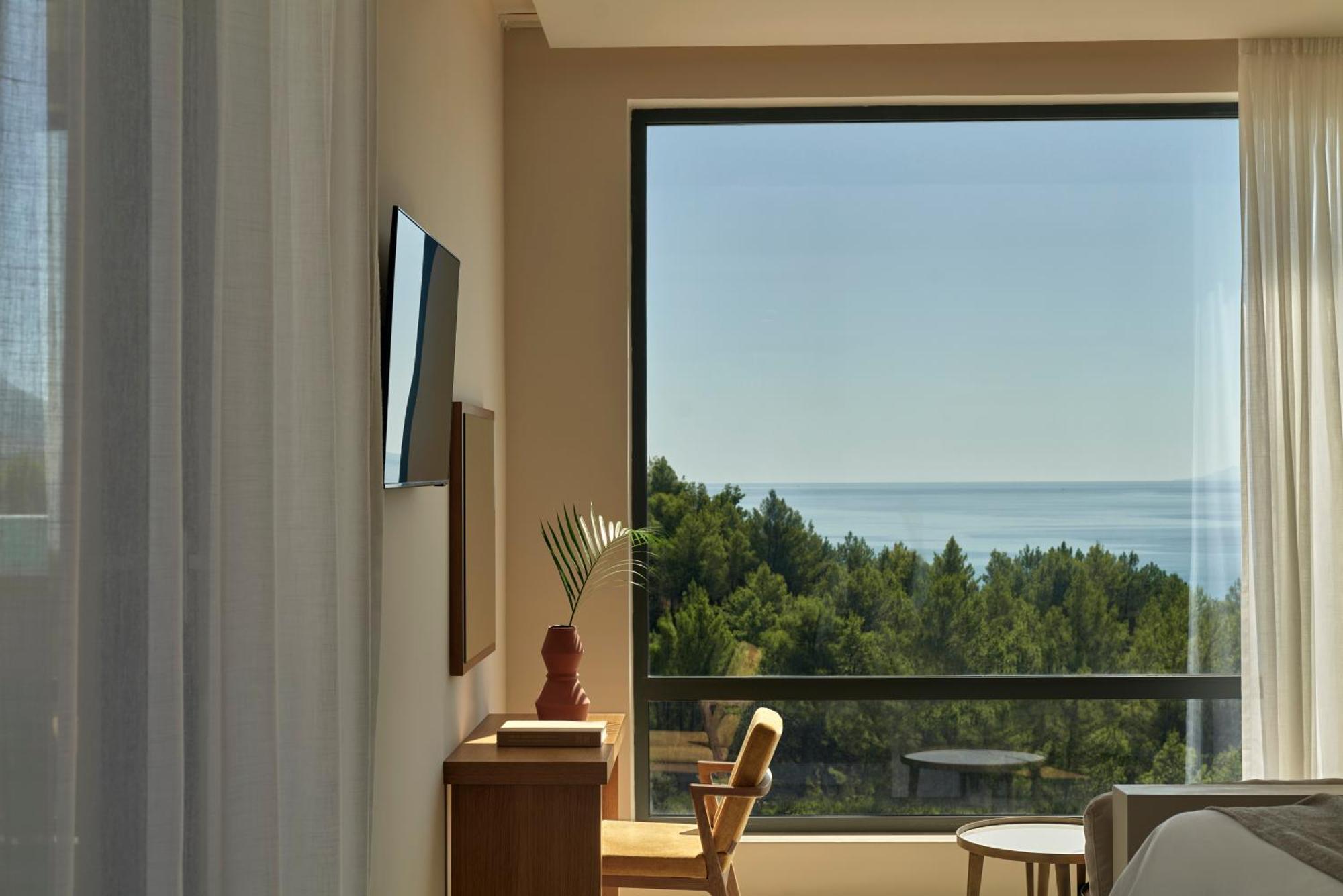 Celestial All Suites Afrato ภายนอก รูปภาพ